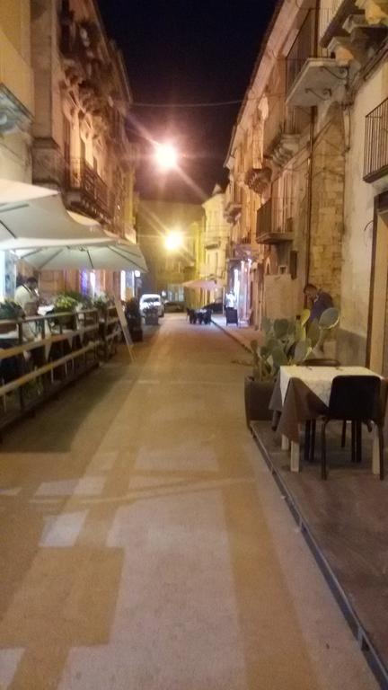 Hotel L'Arco Di Coffa Ragusa Exterior foto